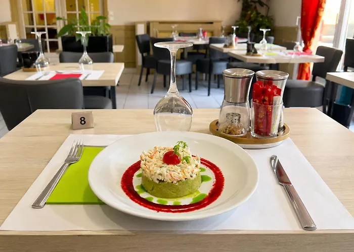 Logis Hotel Altina Pacy-sur-Eure