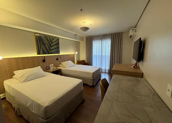 Jk Premium Hotel E Eventos Londrina