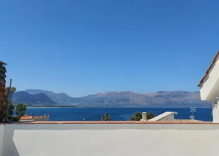 Garden House Alla Torre Isola delle Femmine