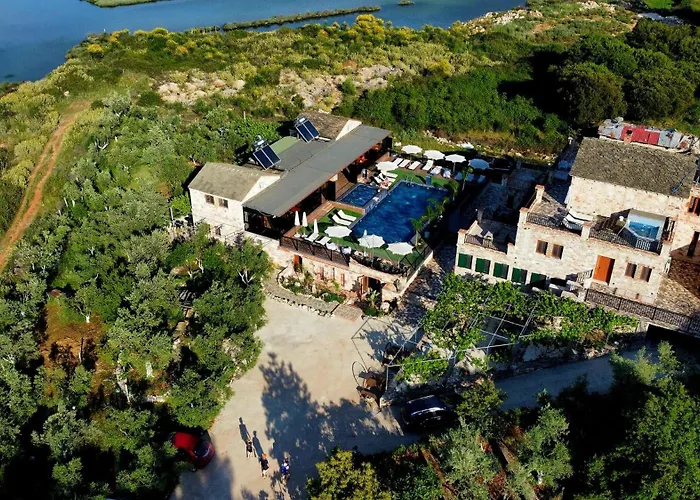 Limni Resort
