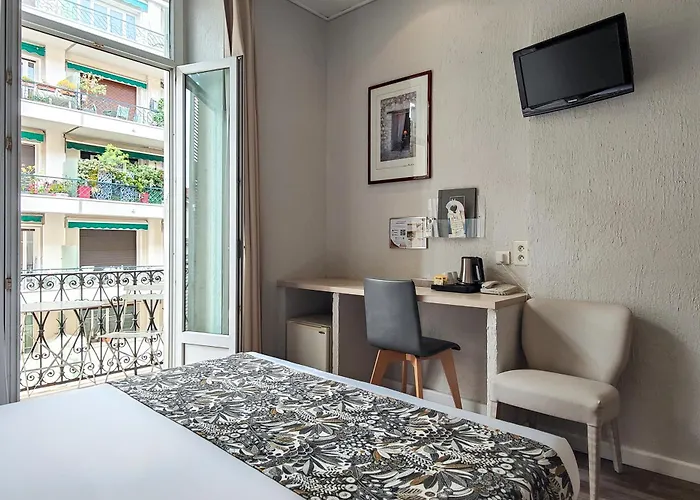 Hôtel Helvétique Nice