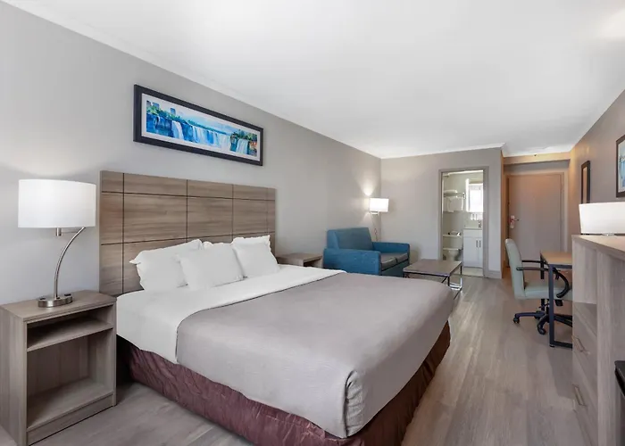 Quality Inn & Suites Niagara Falls