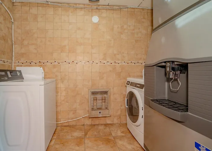 Oak Square Rentals