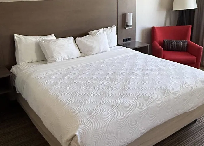 Country Inn & Suites By Radisson, Mason City, Ia