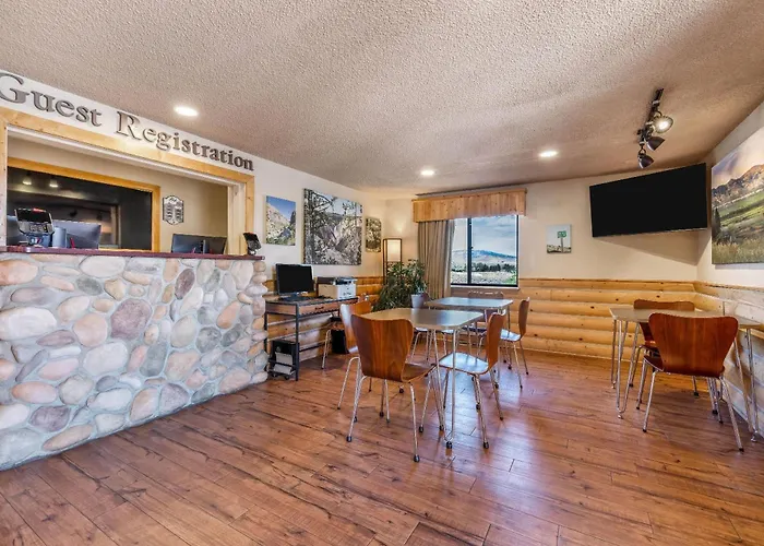 Super 8 By Wyndham Cody