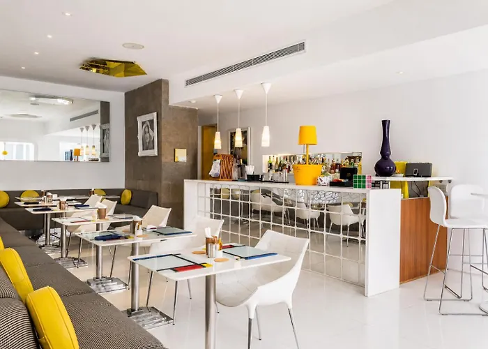 Chill Hotel Seminyak