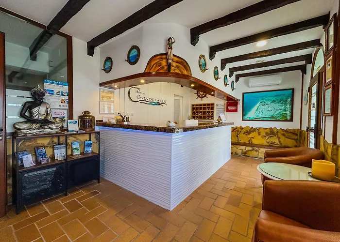Hostal Costa De La Luz Conil De La Frontera