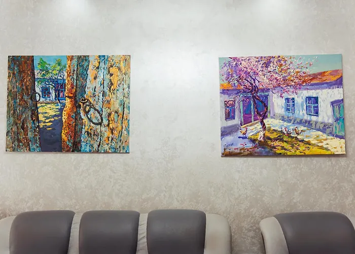 Art Inn Hotel