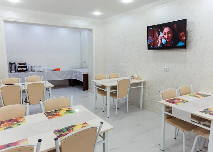 Art Inn Hotel