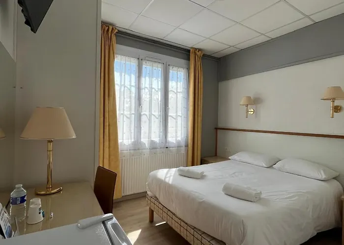 Hotel De La Mer