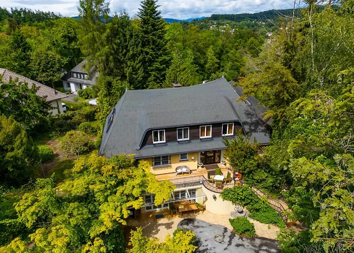 Hotel Restaurant - Häuserl im Wald Graz