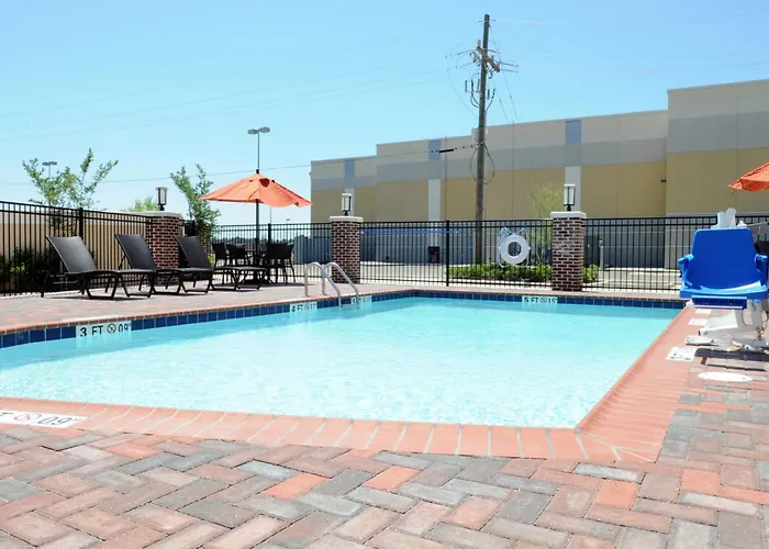 Holiday Inn Express Covington-Madisonville By Ihg