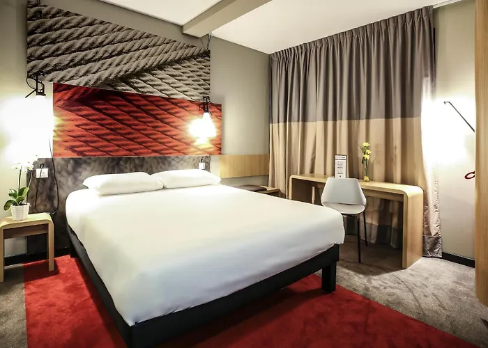 Ibis Niort Est Mendes France