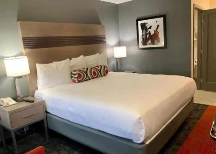 Pacific Motor Inn