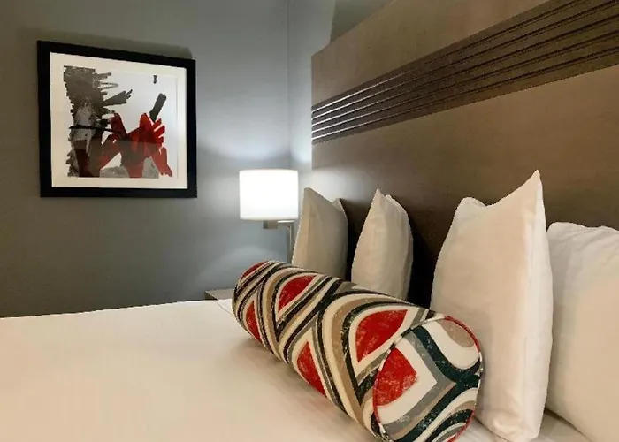 Pacific Motor Inn