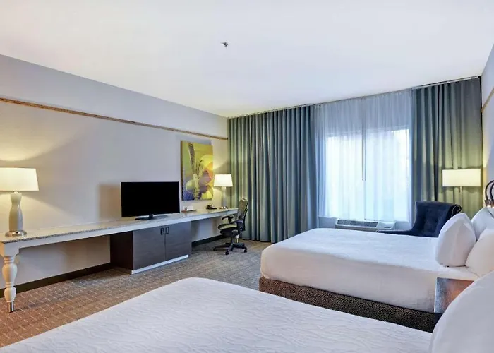 Hilton Garden Inn Oshkosh