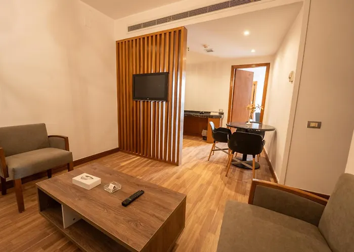 Maadi Hotel Il Il Cairo