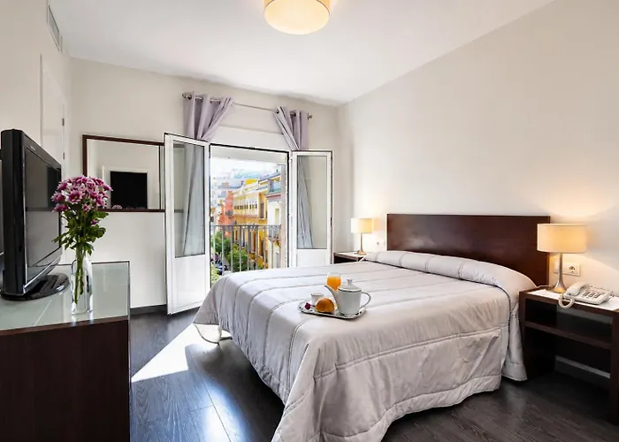 Hotel Madrid De Sevilla By Shs