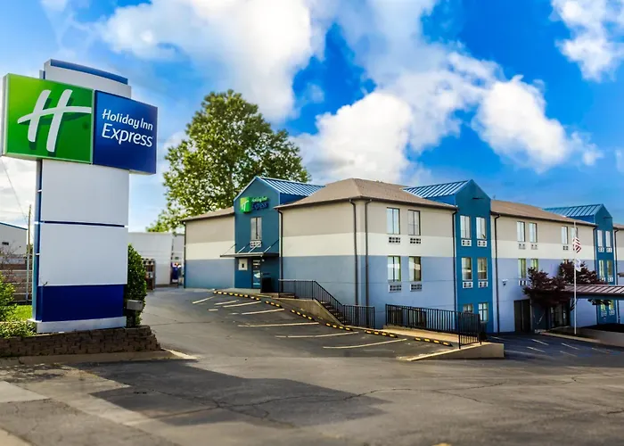 Holiday Inn Express Osage Beach - Lake Of The Ozarks By Ihg
