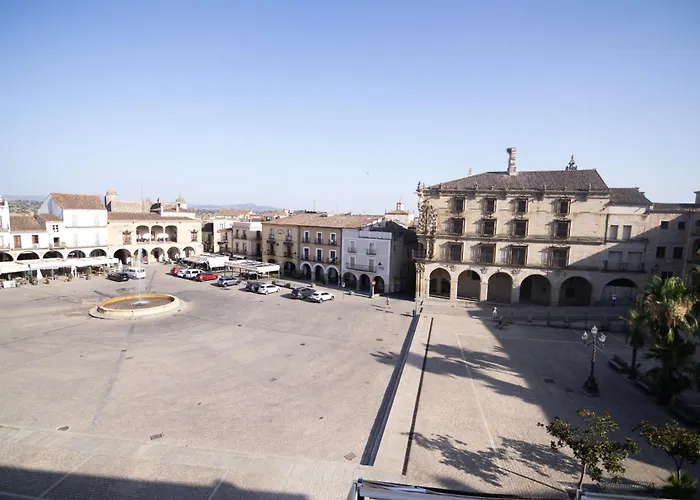 Alojamientos Plaza Mayor Trujillo