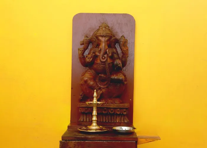Hotel Srinivas Kochi
