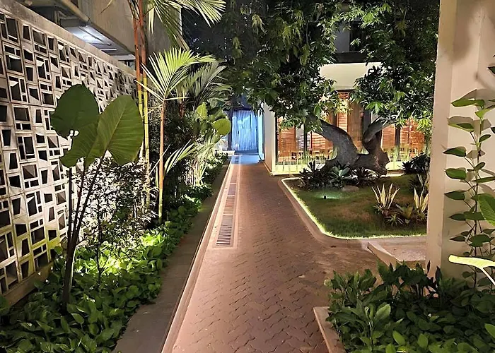 Whiz Capsule Hotel Thamrin Jakarta