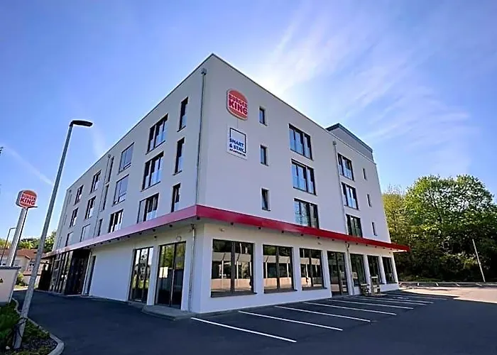 Smart & Stay Aparthotel Saarbruecken Sued - Self-Check-In - Free Parking