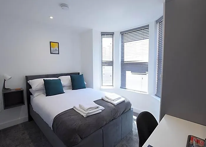 Stylish City Centre Rooms
