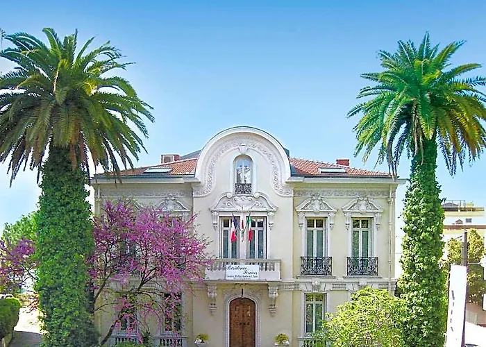 Residence La Villa Leonie Nice