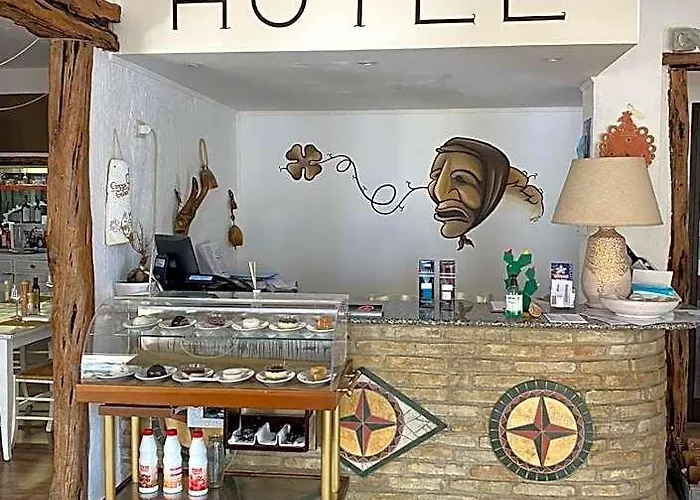 Green Gallery Hotel And Restaurant Muravera