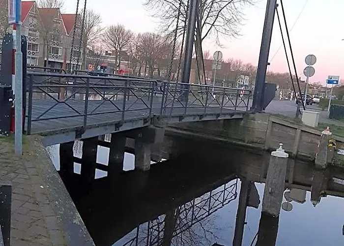 Lekkerwegbijleeuwen, 1 minuut naar hartje centrum Sneek