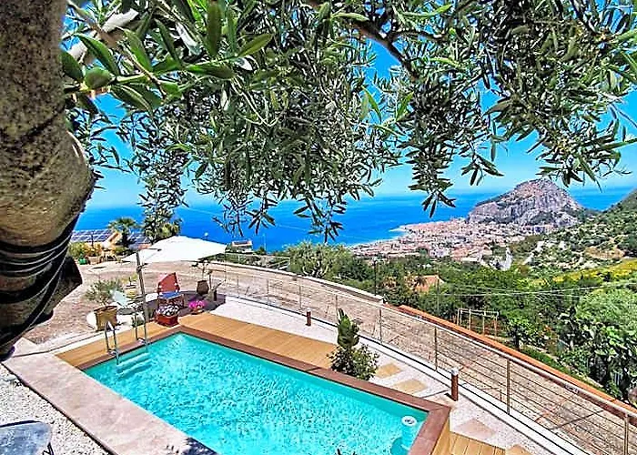 Al 33 Giri Bed and Breakfast Cefalù
