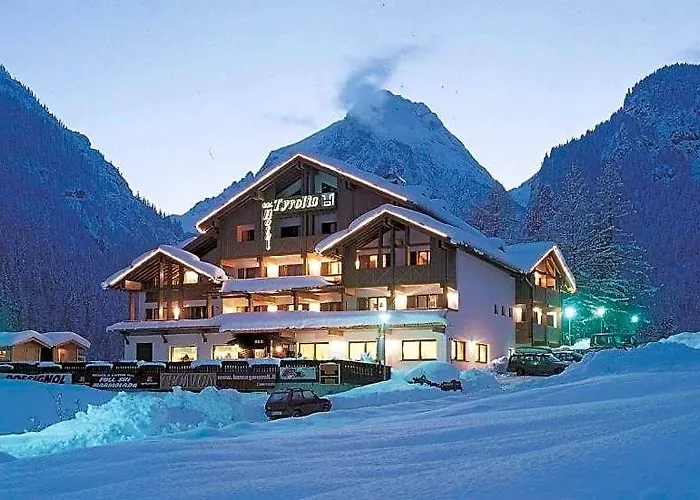 Hotel Tyrolia Malga Ciapela