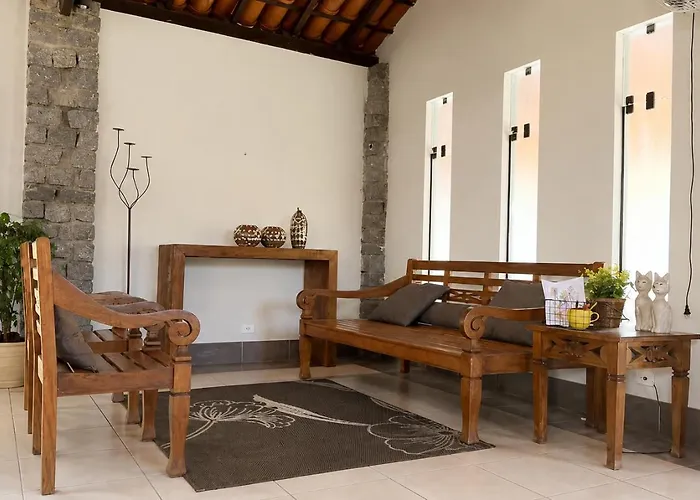 Vila Francesa Hotel Penedo 