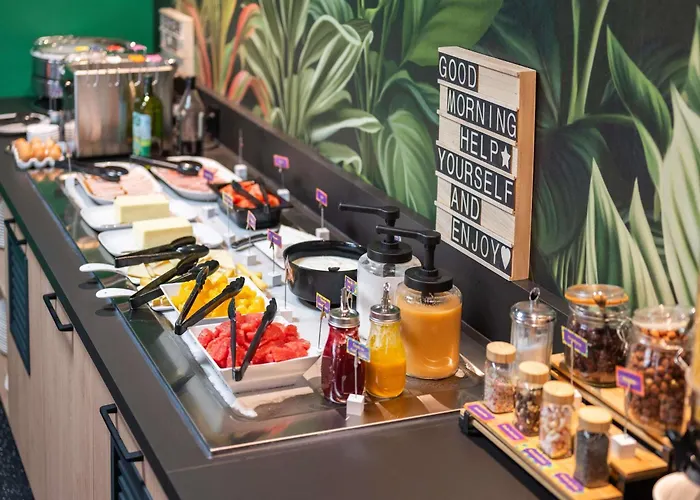 Ibis Styles Lyon Gorge De Loup Saphir Lione