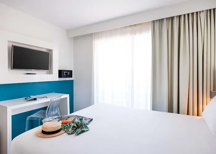 Hotel Ibis Styles Menton Centre
