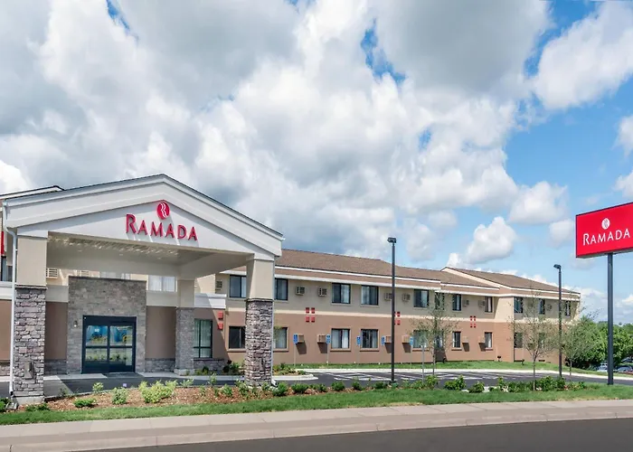 Ramada By Wyndham Minneapolis Golden Valley