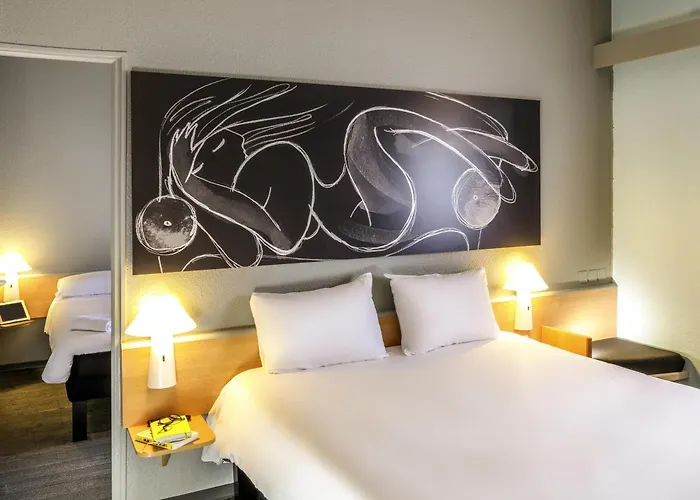 Ibis Orange Sud Hotel