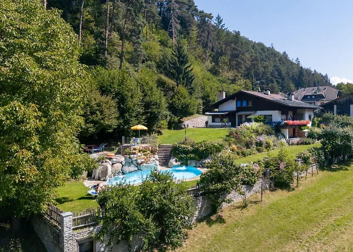 Residence Obermoarhof - Family Apartments With Pool & Playground Vandoies