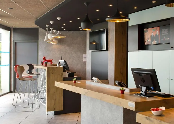 ibis Montceau les Mines
