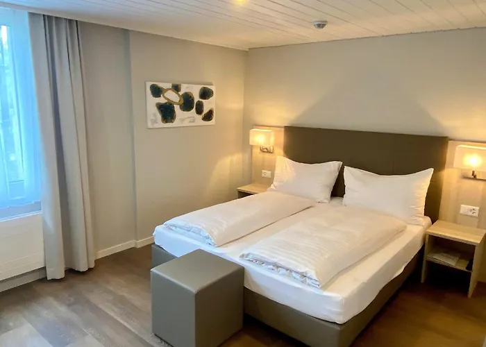 Hotel Garni Rössli - velofreundlich - free parking Wittenbach