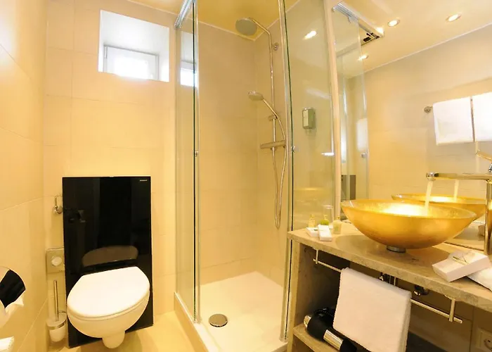 Best Western Plus Atrium Hotel