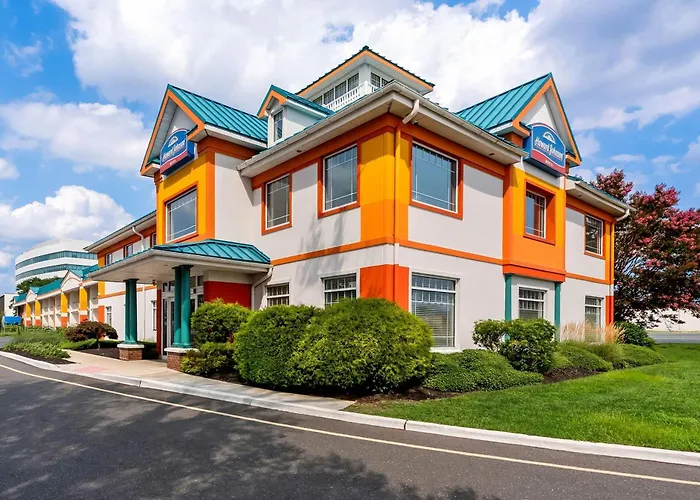 Howard Johnson By Wyndham Toms River