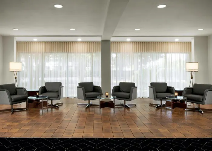 Courtyard By Marriott Stockton Hotel