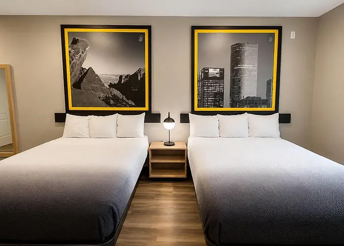 Super 8 By Wyndham Brenham Tx Hotel