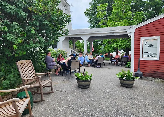 Maple Hill Farm Inn