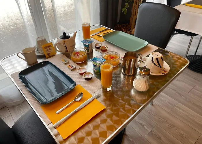 LOGIS Hôtel La Chaumière Marseillan 