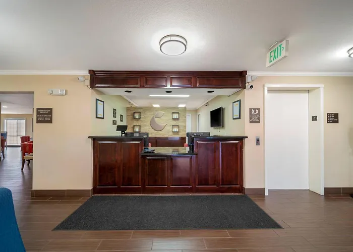 Comfort Suites Red Bluff Near I-5