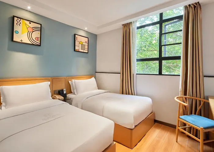 Yingshang Hotel