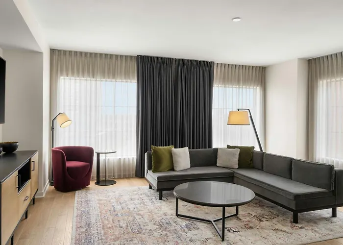 Elliot Park Hotel, Autograph Collection Minneapolis